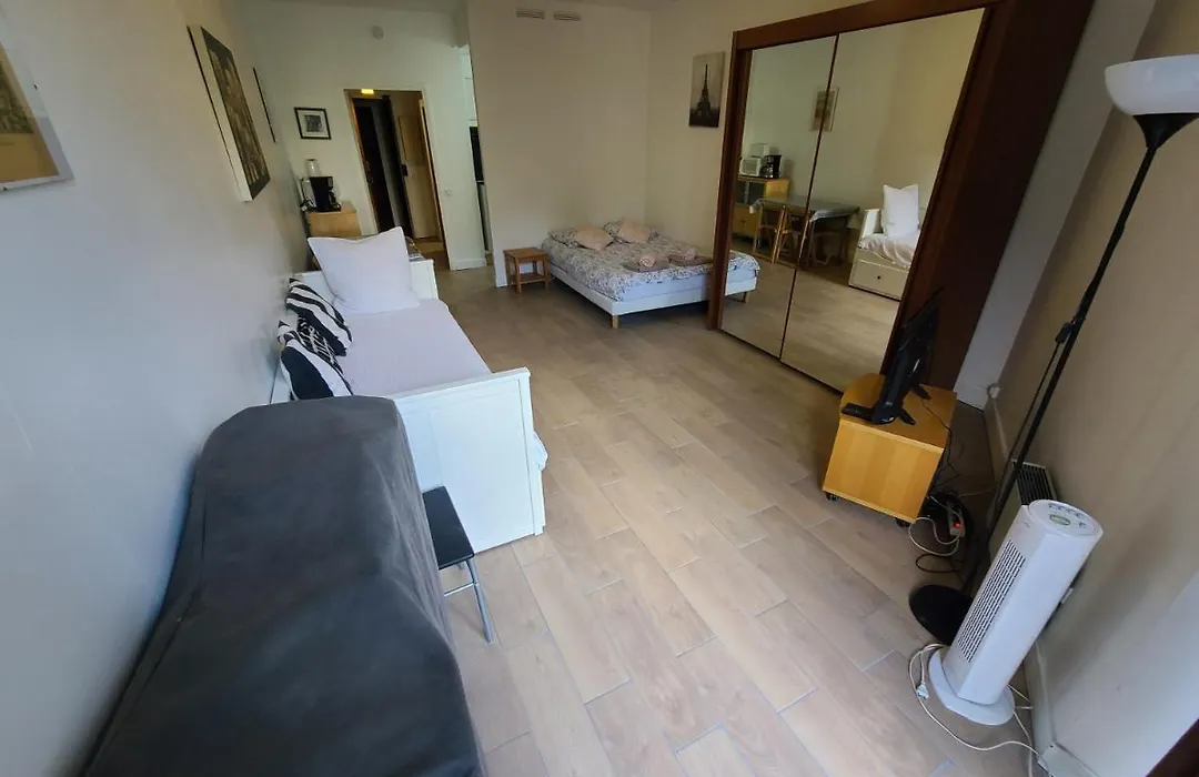 Appartement Paris Centre - St Michel-1